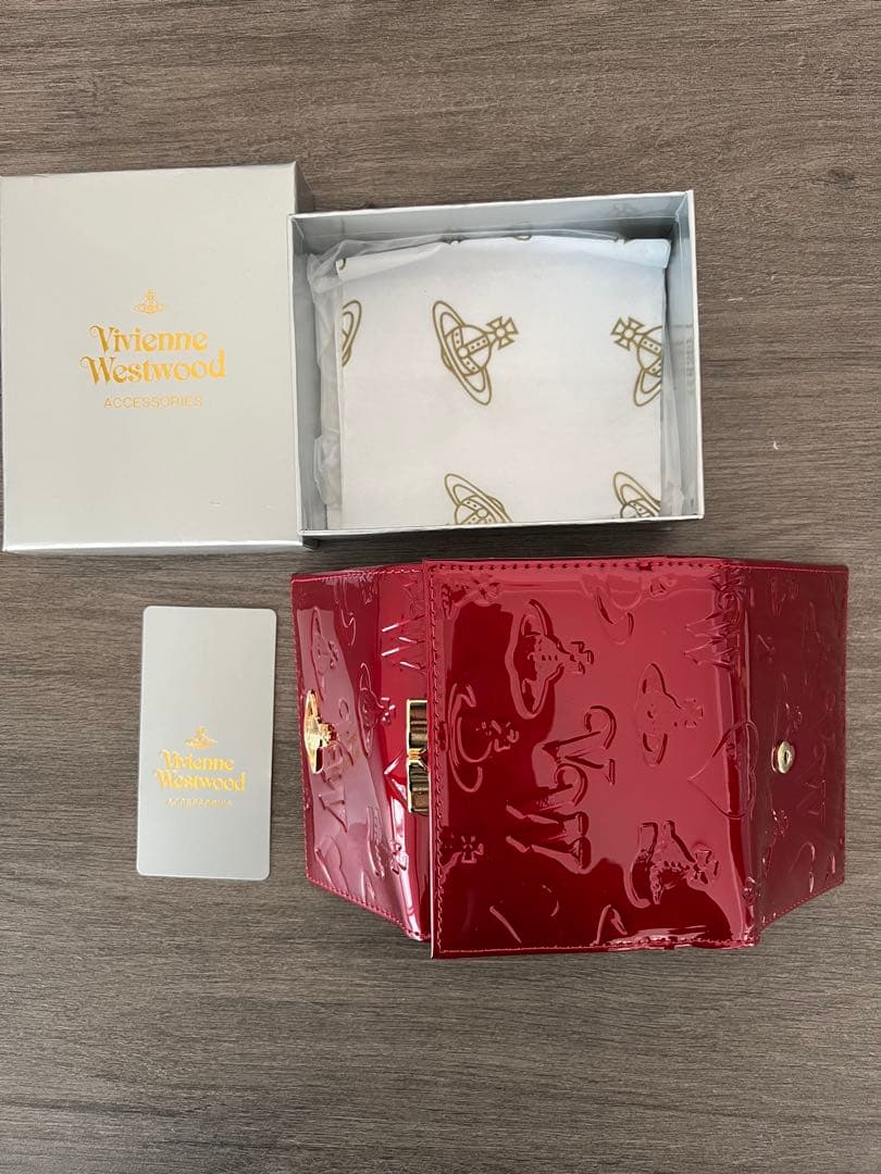 Vivienne Westwood 三つ折り財布 赤