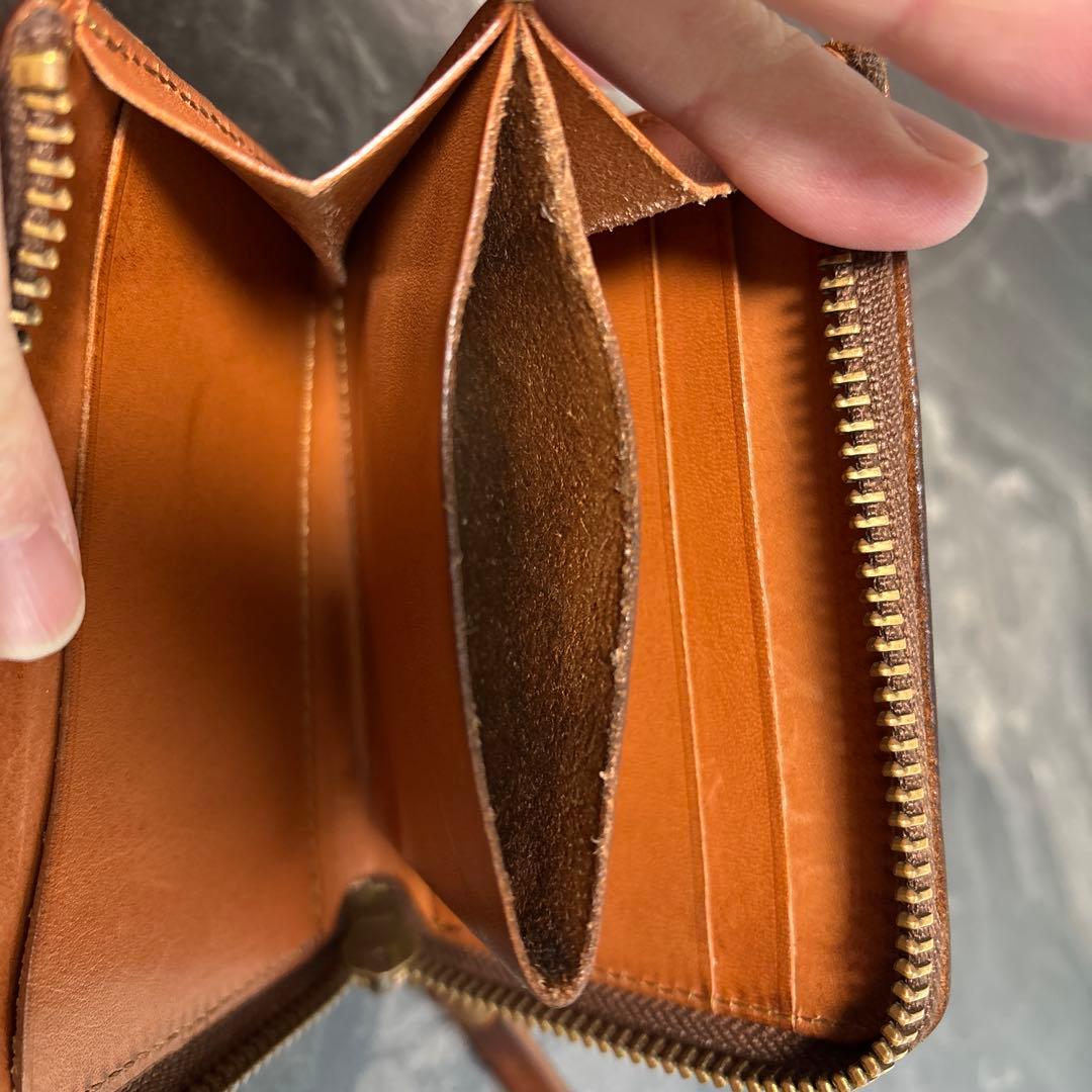 moto 財布