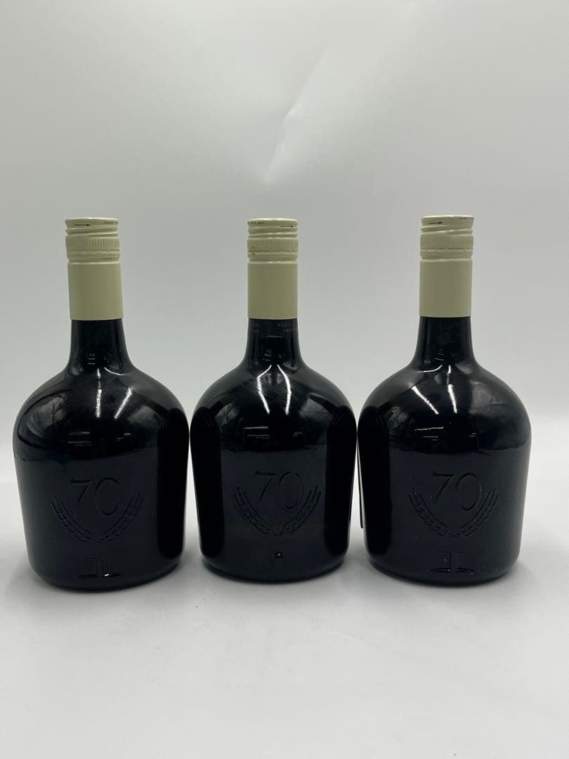 ウイスキー　サントリー　スペシャル　リザーブ　760ml 3本