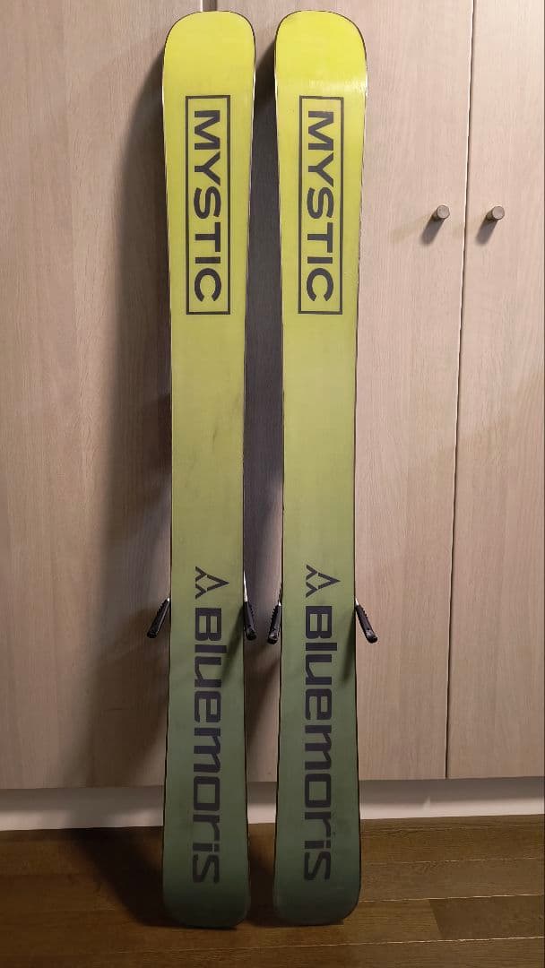 【絶版・超美品】ブルーモリス ミスティック 130cm スキーボード チューン済
