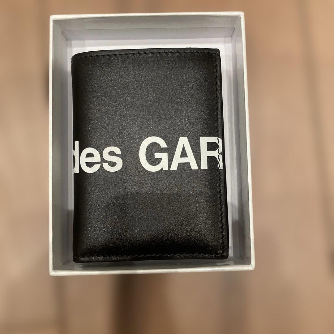 【格安新品未使用品】COMME des GARÇONS 二つ折り財布 ブラック