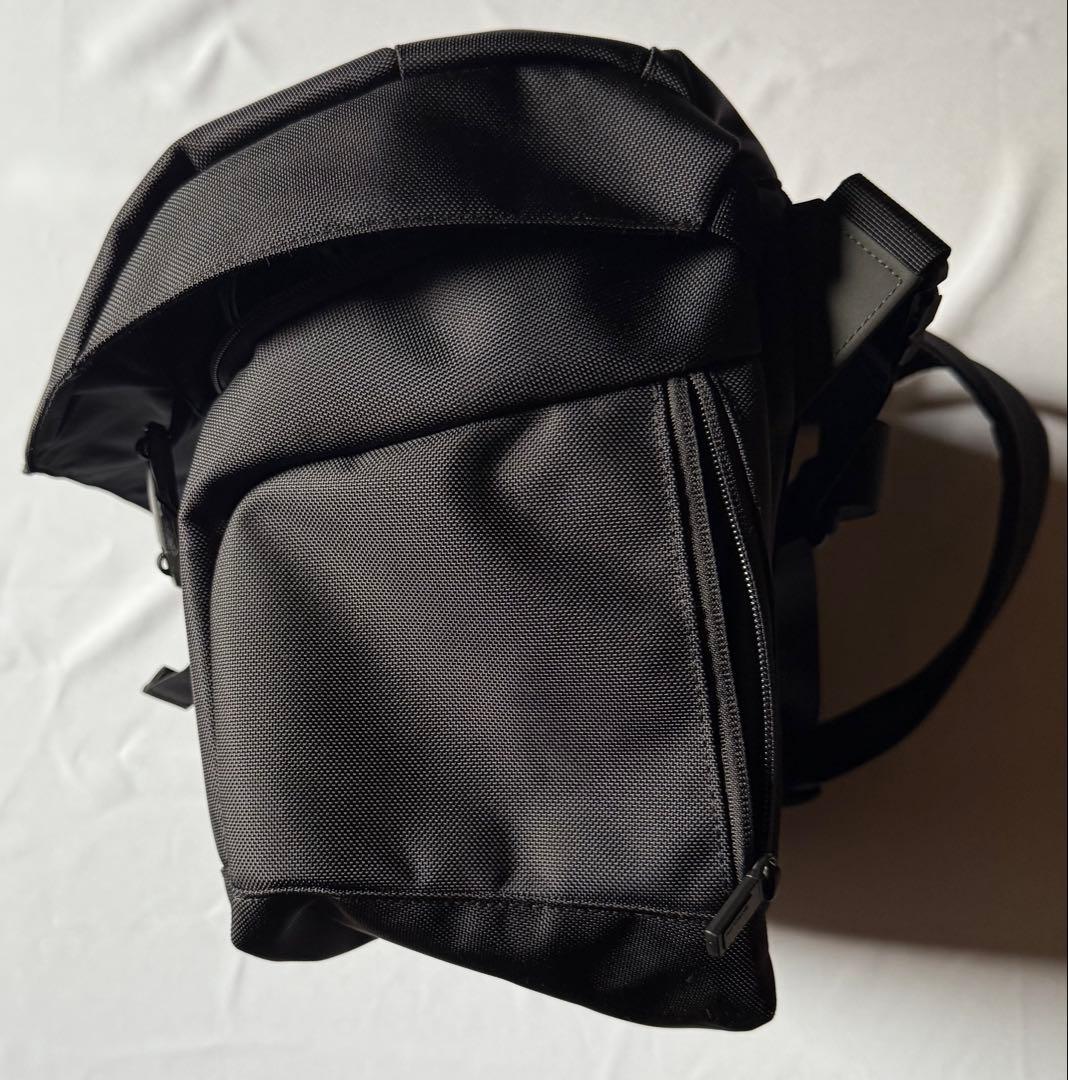 バッグ monolith SHOULDER PRO FLAP M BLACK