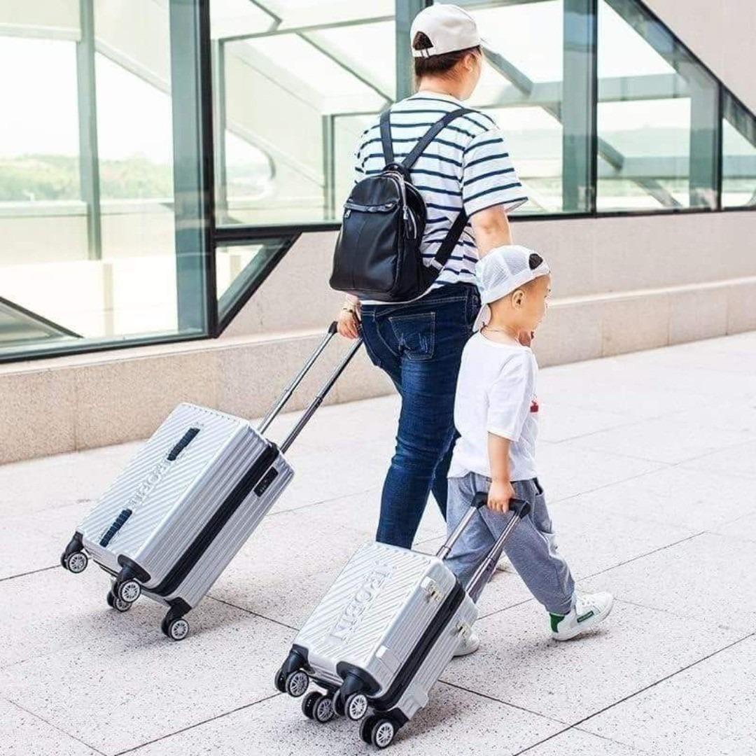 【在庫限り！！】ペアキャリーケース 子供 乗れる スーツケース 親子セット