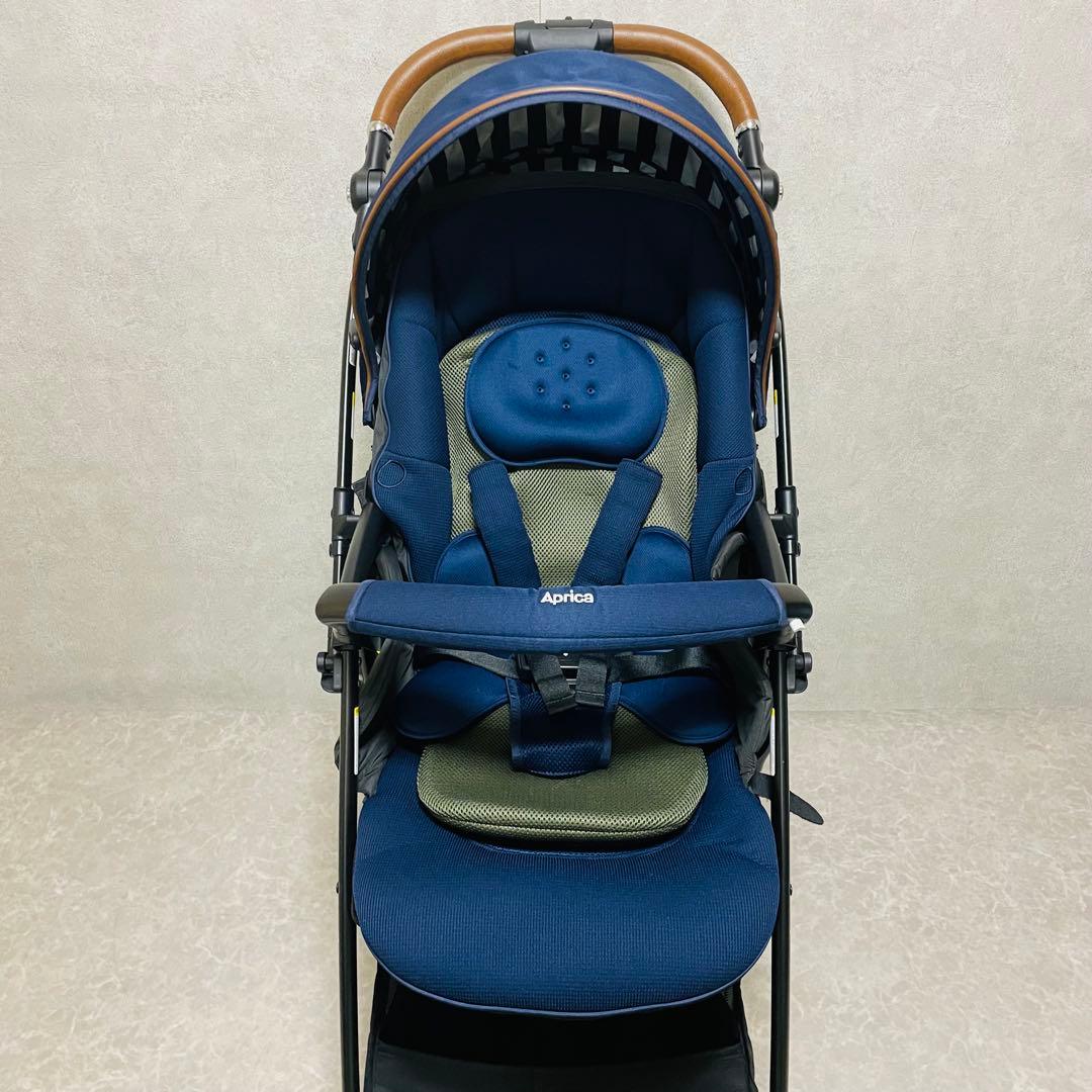 美品　ラクーナビッテクッション　ネイビー ストライプ レザーハンドル