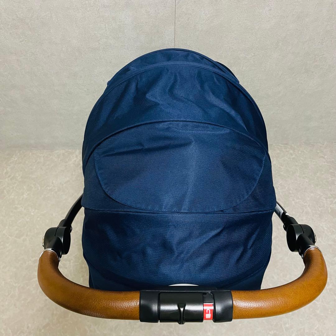 美品　ラクーナビッテクッション　ネイビー ストライプ レザーハンドル