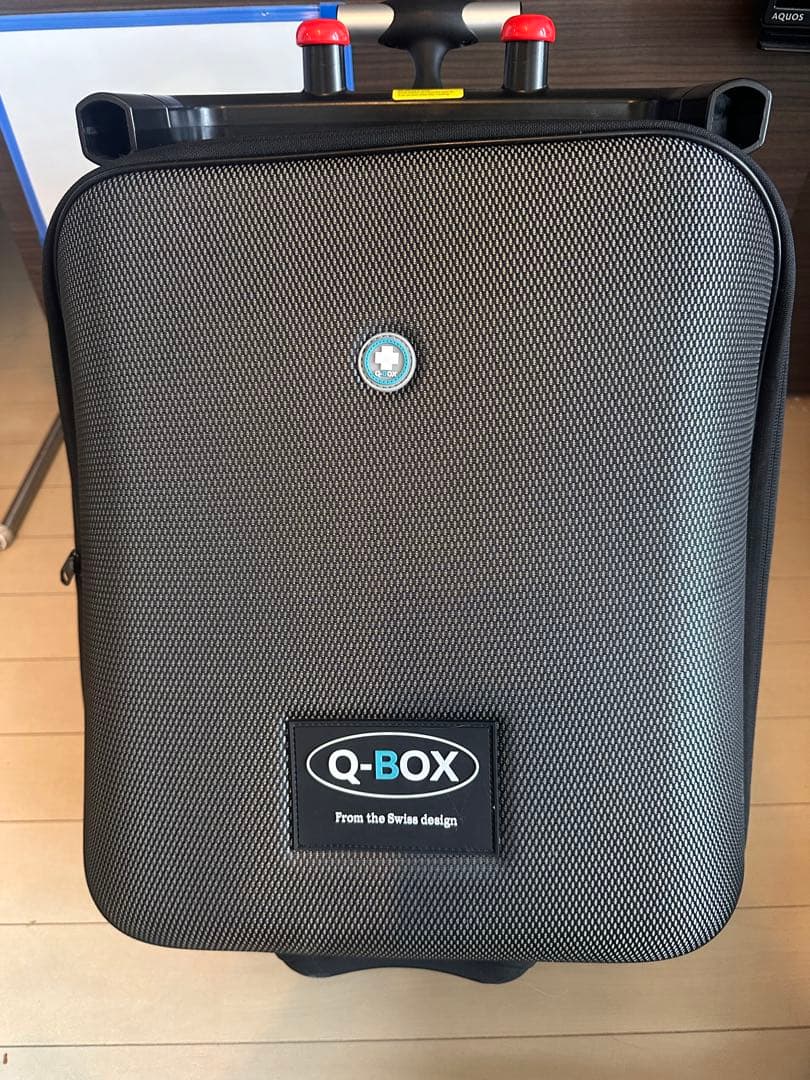 シオン♾️Q-BOXキャリーバッグ座れる多機能 軽量 20インチ機内持ち込み
