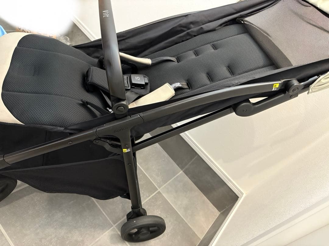 アップリカ　ヴィットViit 3年保証+レインカバー付