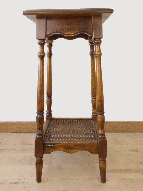 カリモク　コロニアル　花台　サイドテーブル　USED　再塗装済