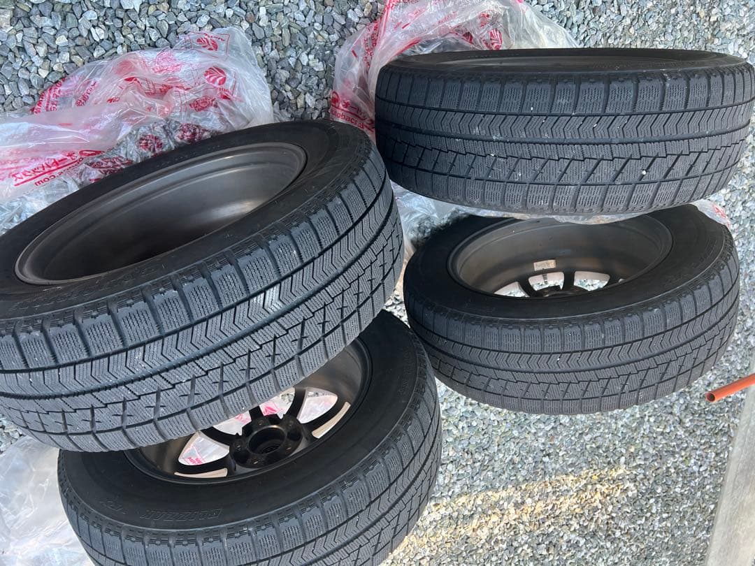 アルファードホイール　　ブリヂストンスタッドレスタイヤ 17インチ