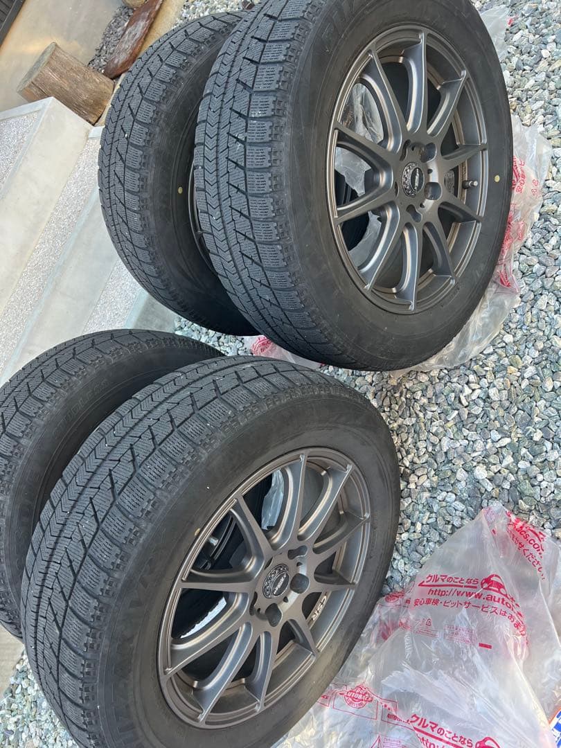 アルファードホイール　　ブリヂストンスタッドレスタイヤ 17インチ