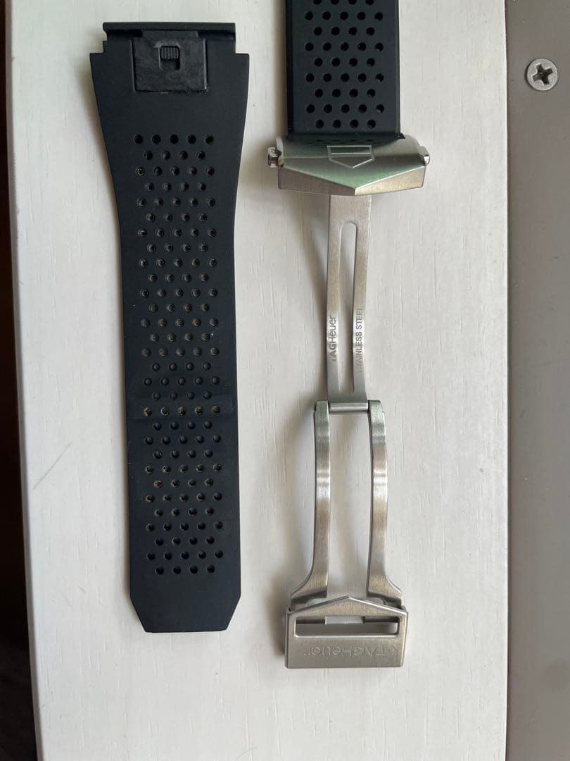 完売品　TAG Heuer コネクテッドE3.E4 45mm用ブラックラバー