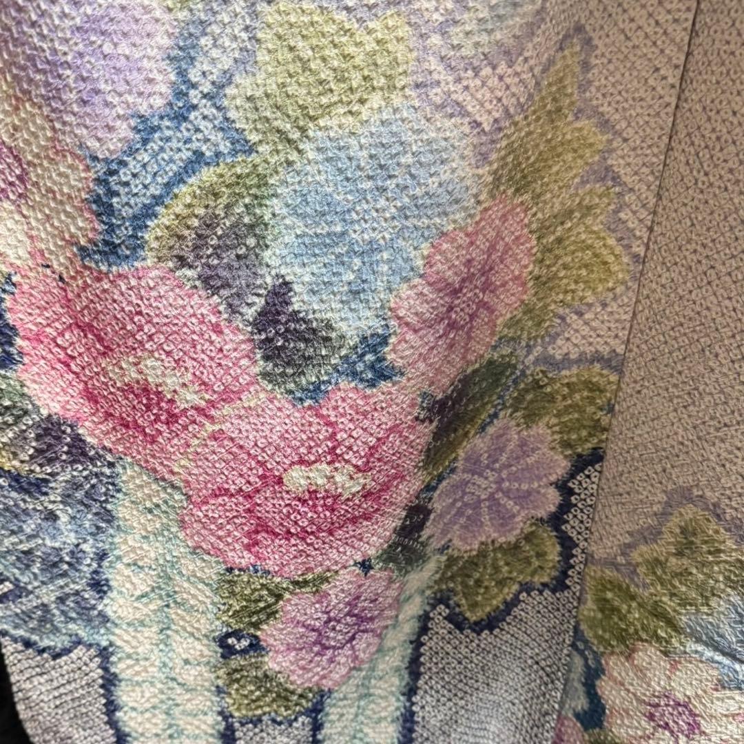 美品　総絞り　本絞り　蝶　灰紫　藤の花　淡色　逸品　フルセット　振袖　振り袖