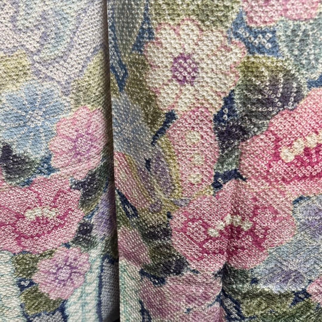 美品　総絞り　本絞り　蝶　灰紫　藤の花　淡色　逸品　フルセット　振袖　振り袖