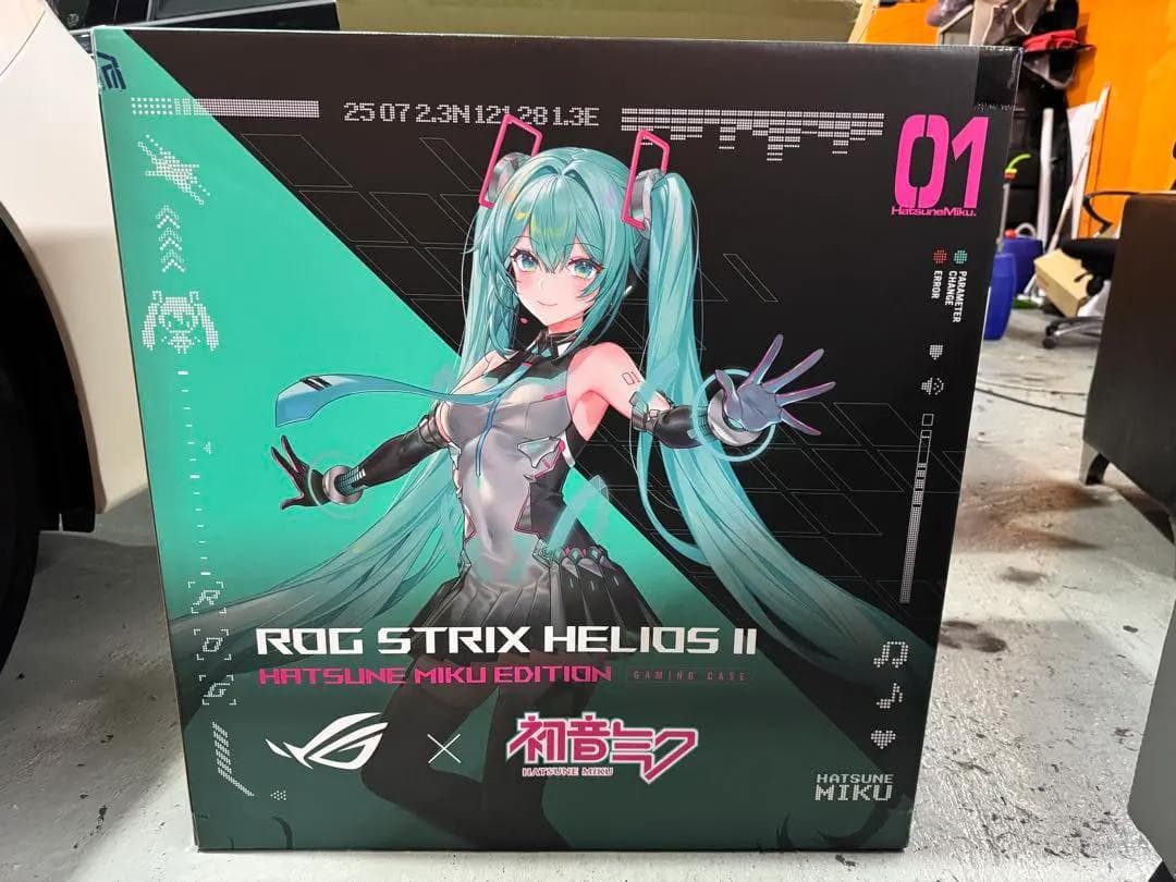 ASUS代理 香港ROG Strix Helios II 初音ミクエディション