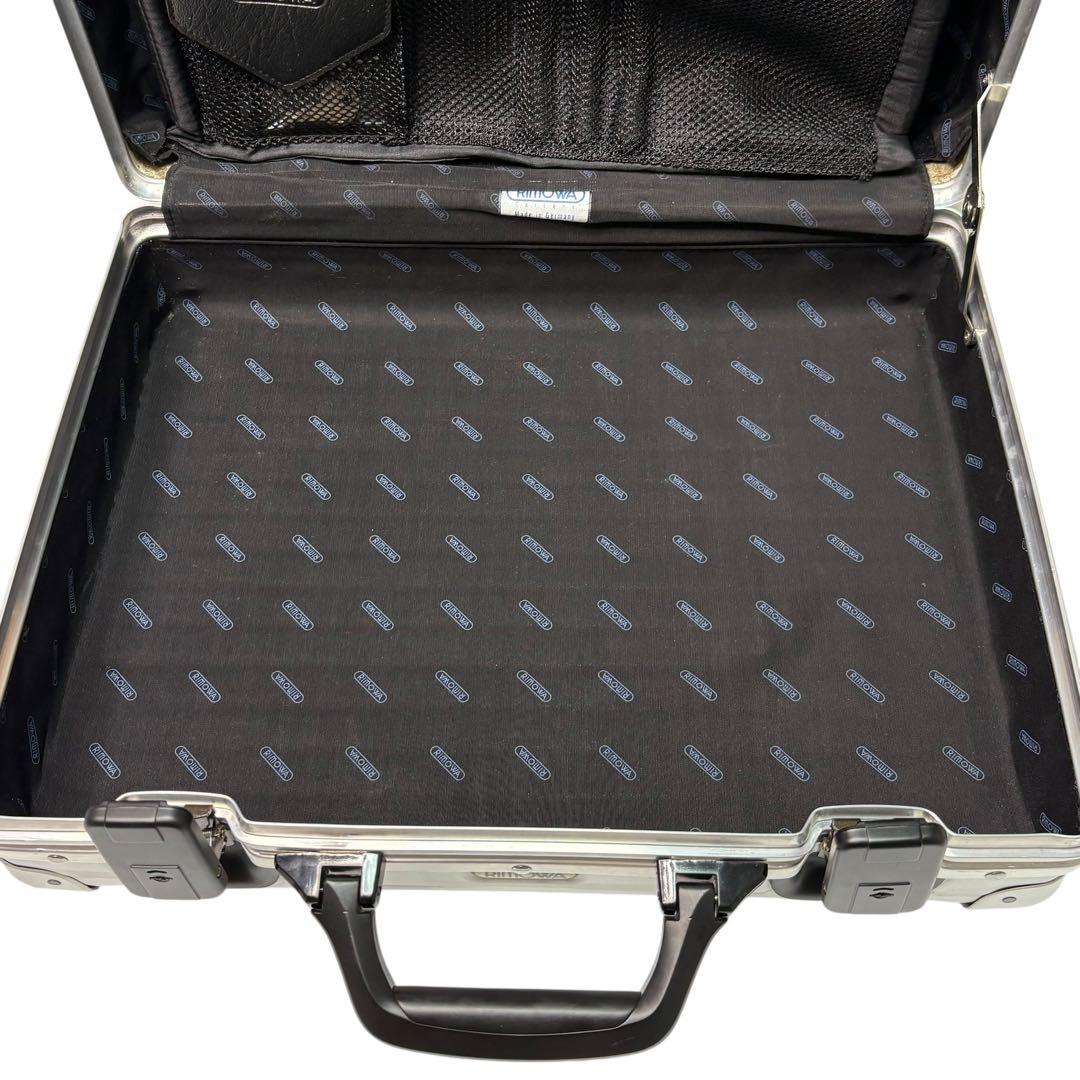 入手困難✨ヴィンテージ リモワ トパーズ アタッシュケース シルバー 廃盤