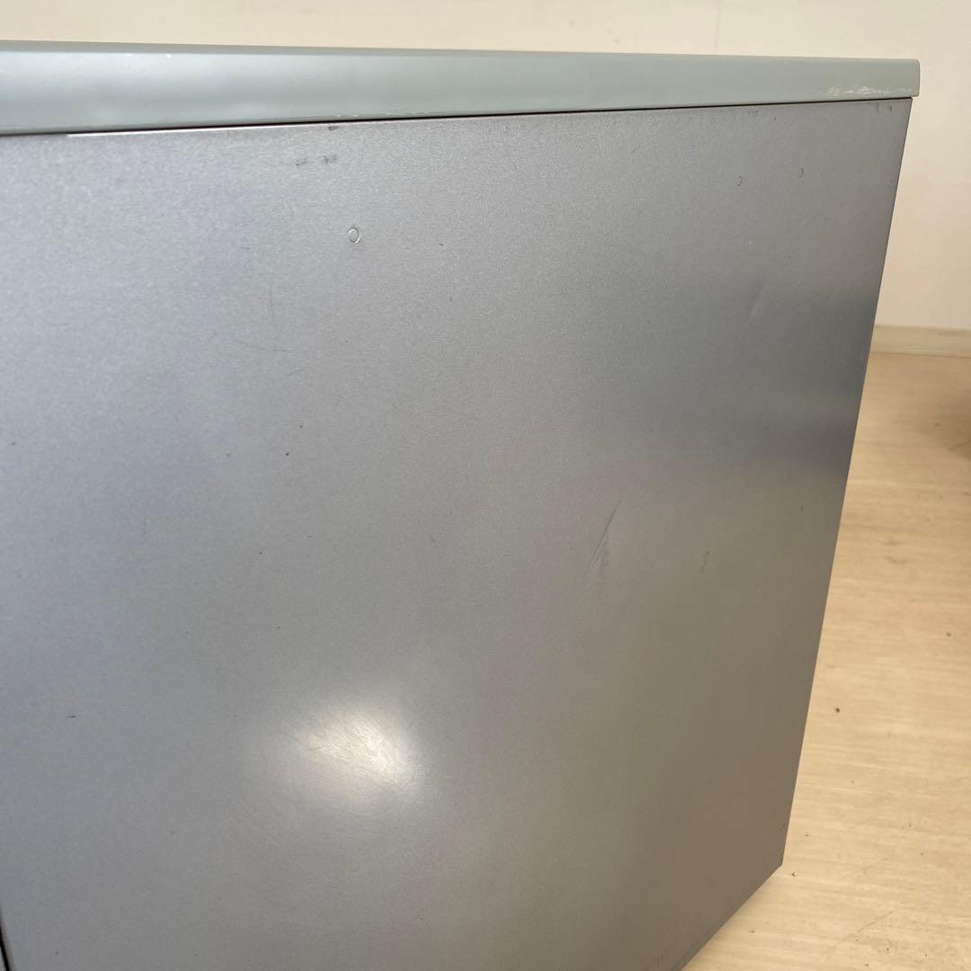 オカムラ ワゴン3段 キャスター付き　サイドテーブル