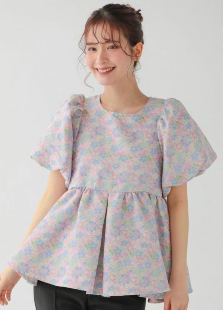 【本日限定価格】即日発送　fitmore ミックスカラー花柄ジャガードトップス