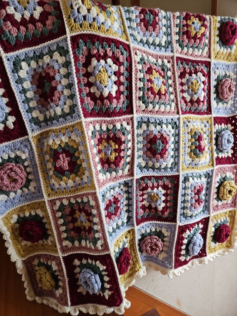 立体お花モチーフ　マルチカバー