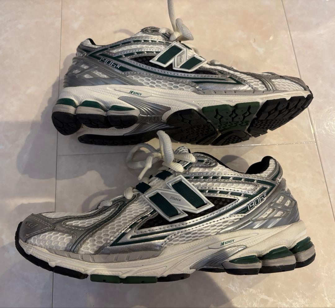 ニューバランス newbalance M1906REU 24㎝