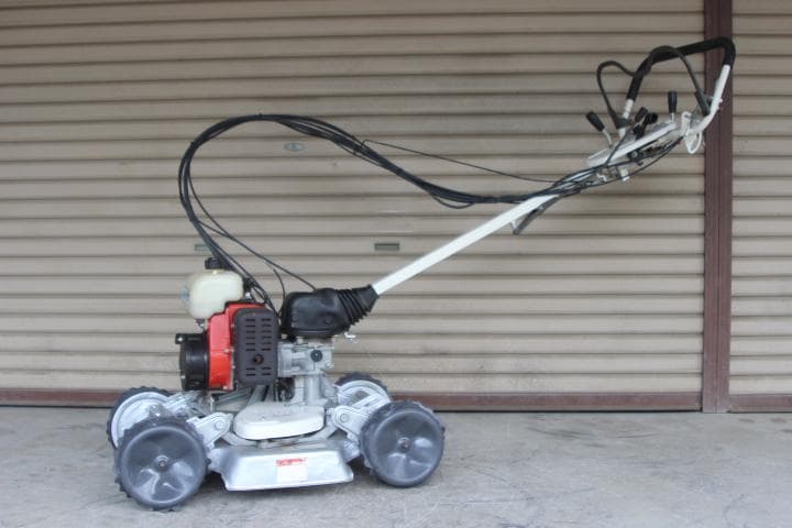 草刈機　オーレック　スパイダーモアー　SP850B　4WD　爪新品　斜面刈