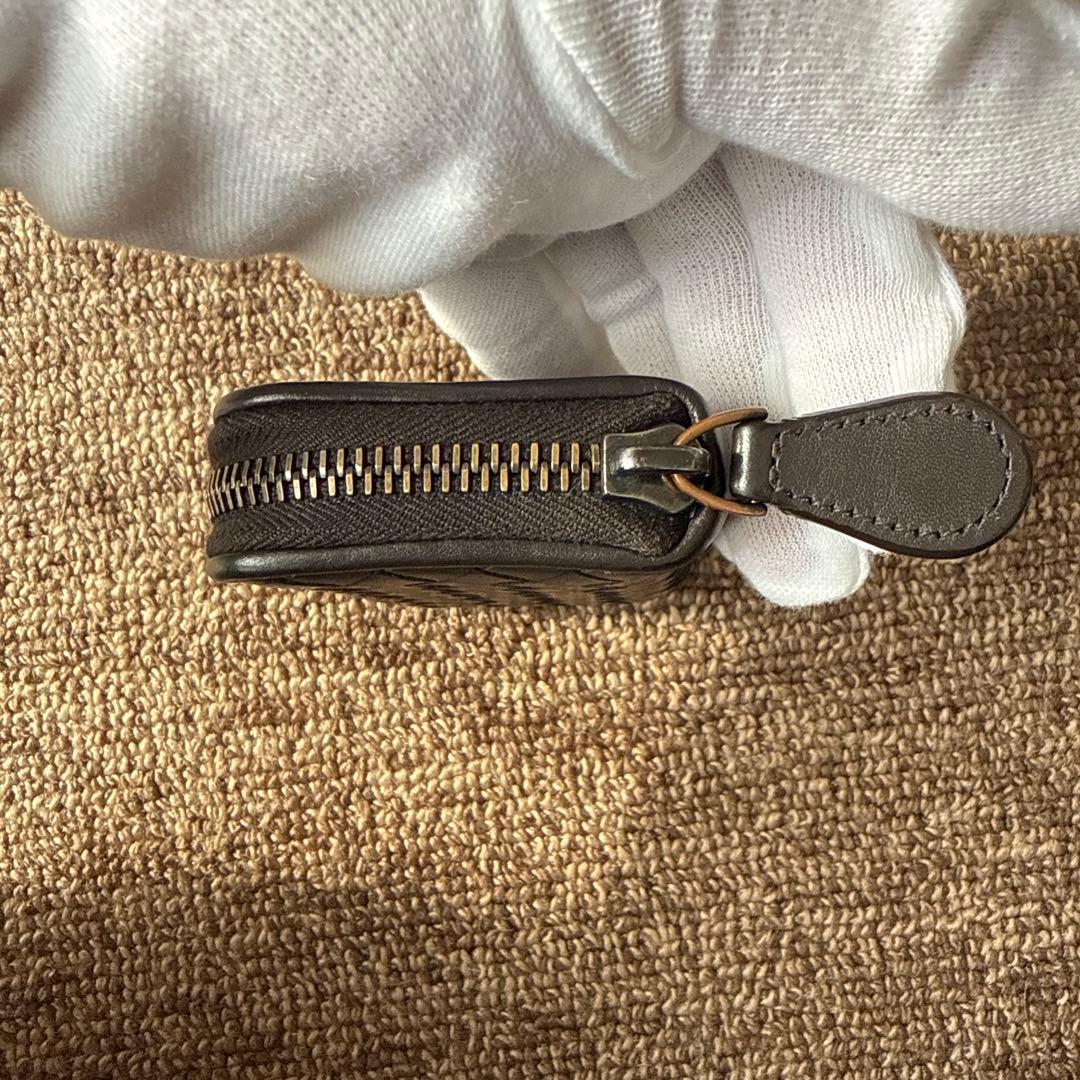 ［値下げ］　ボッテガヴェネタ　ケース　ダークブラウン