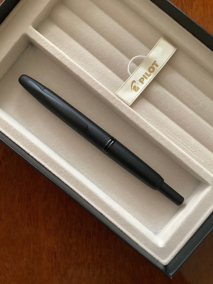 PILOT パイロット万年筆 キャップレス マットブラック EF(極細字)