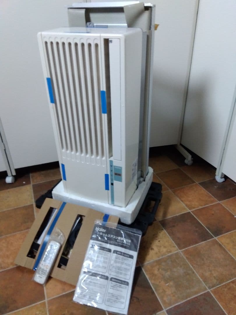 未使用 ハイアール 冷房専用 ウインドエアコン JA-16N 2015年製