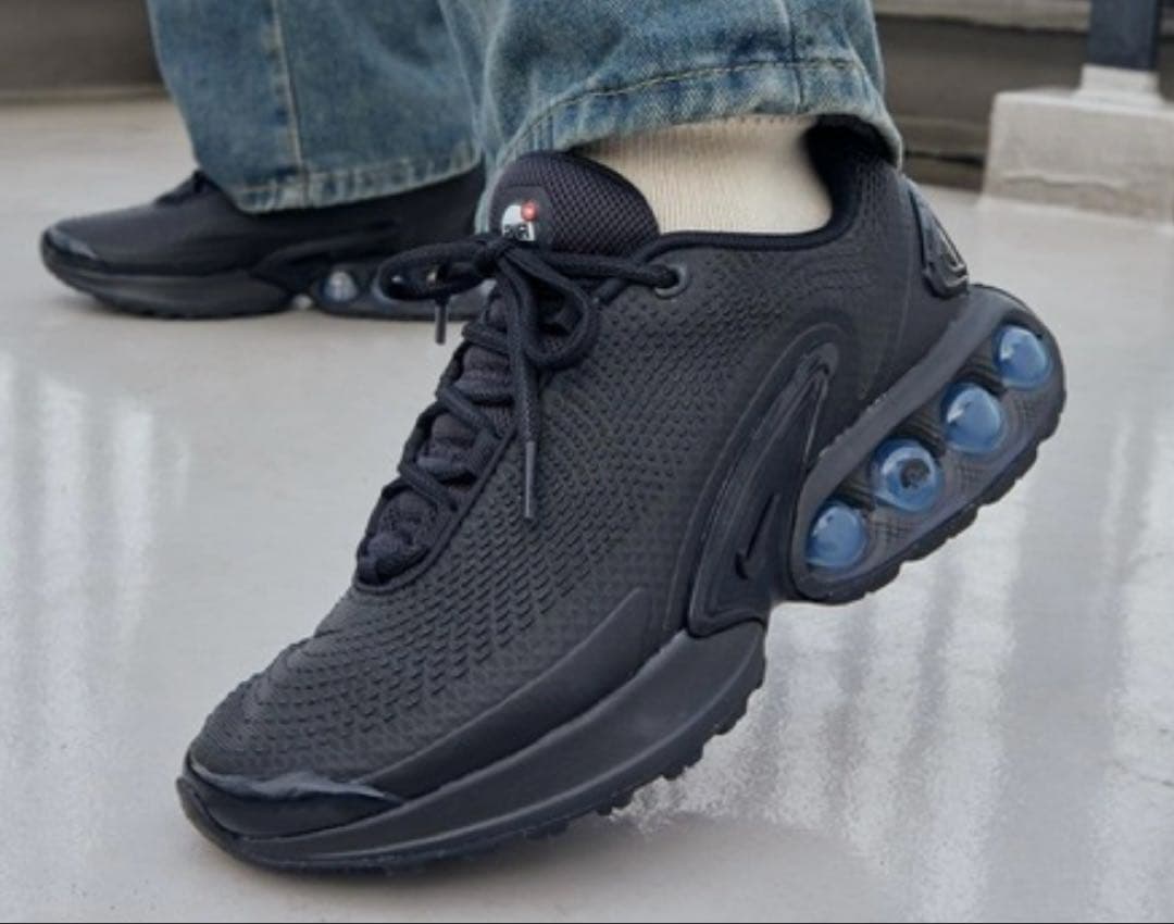 新品　エアマックス　黒　ブラック　DN FJ3145-003 エア　マックス