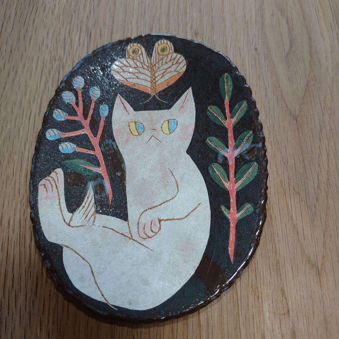 鹿児島睦さん　ミニオーバル　ネコ、蝶