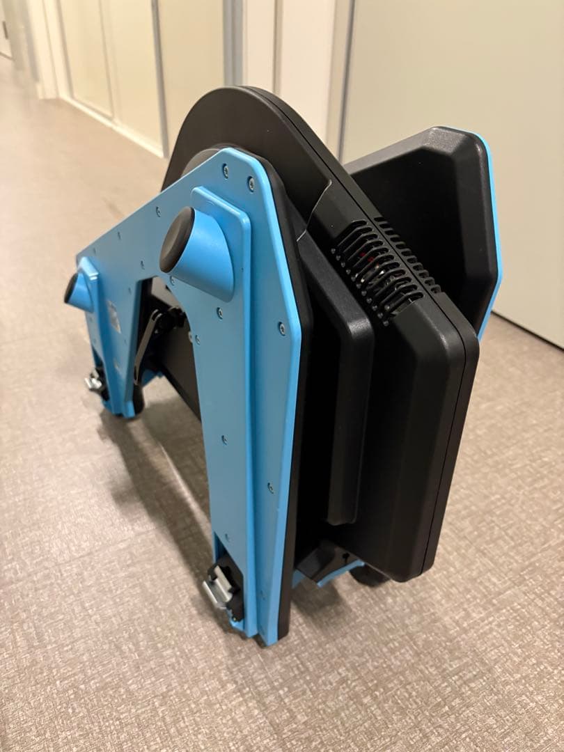 Tacx NEO 2T スマートトレーナー