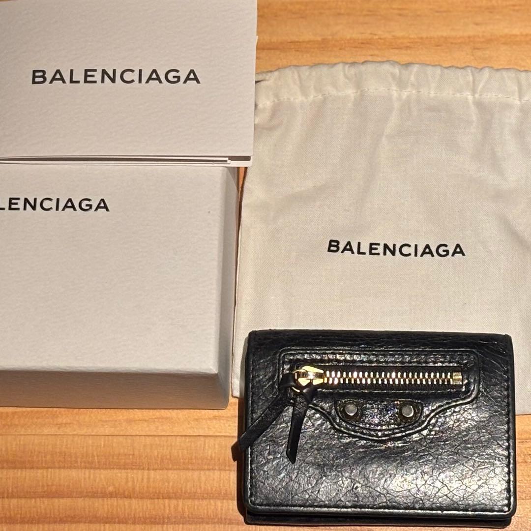 BALENCIAGA ブラックレザー三つ折り財布 バレンシアガ