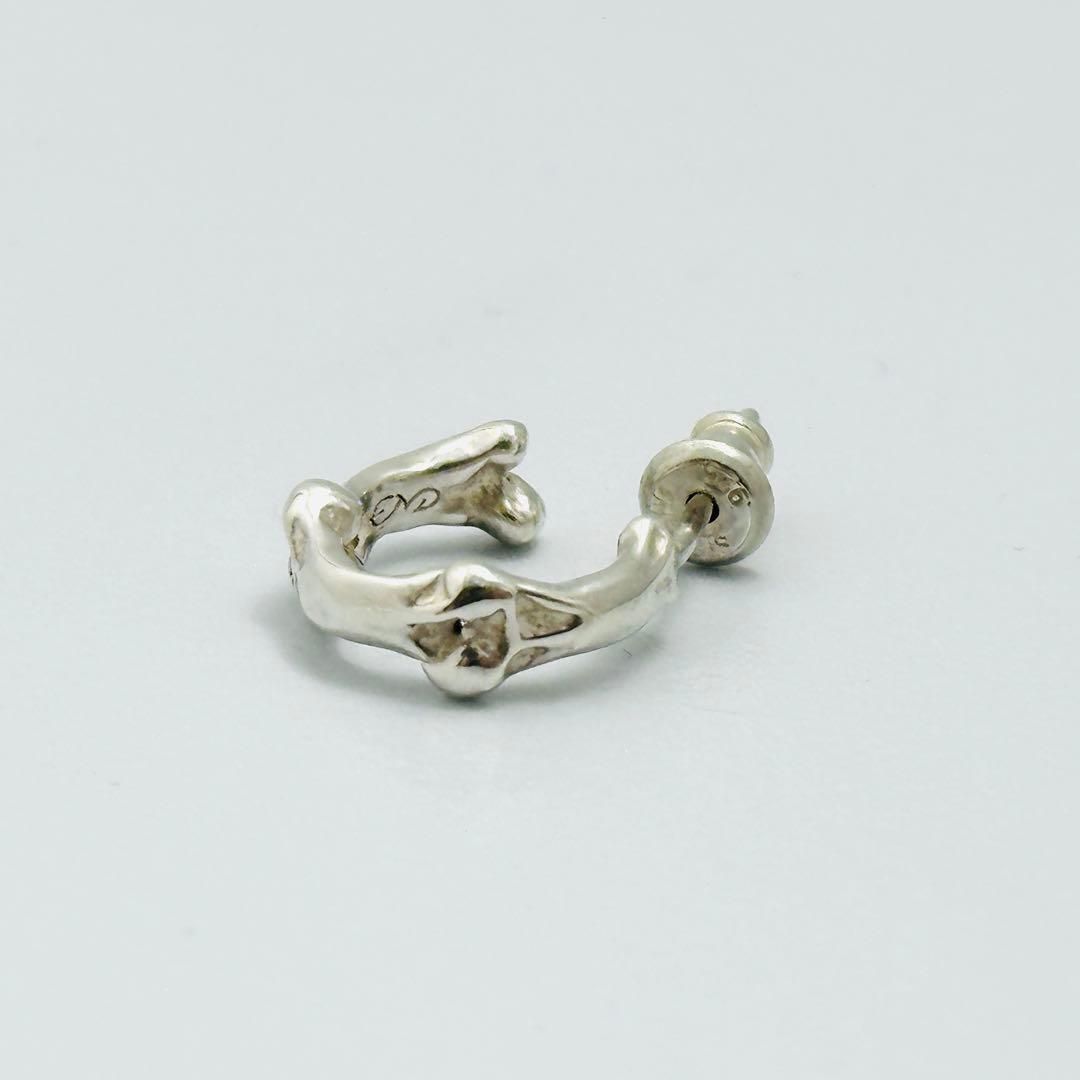 タカヒロミヤシタ　ザソロイスト　フープピアス　シルバー　ボーン　リンク