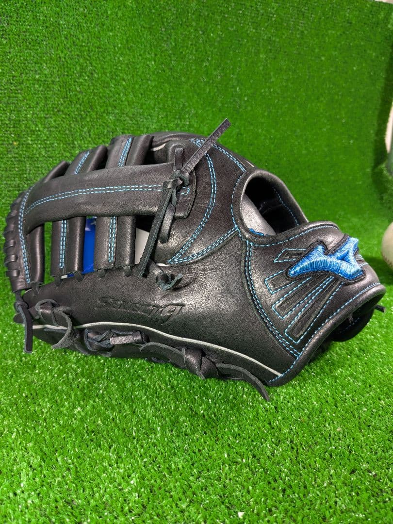 ミズノ　軟式　外野手　左投げ　西川龍馬モデル　ダイバーシティブルー