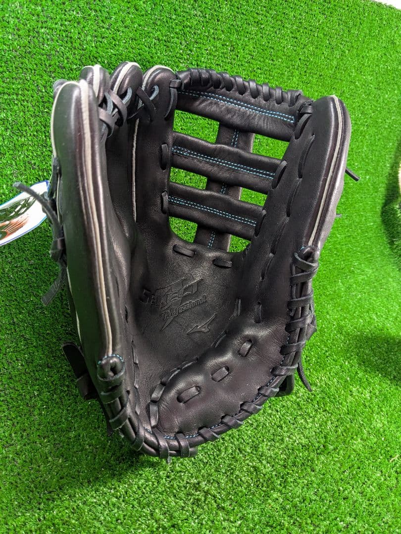 ミズノ　軟式　外野手　左投げ　西川龍馬モデル　ダイバーシティブルー