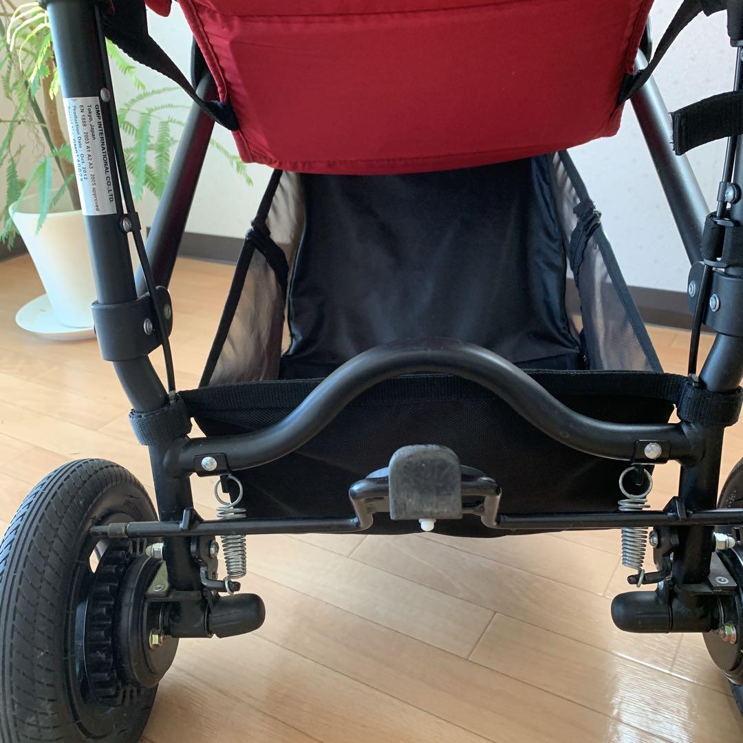 AirBuggy レッドベビーカー 5点式ハーネス