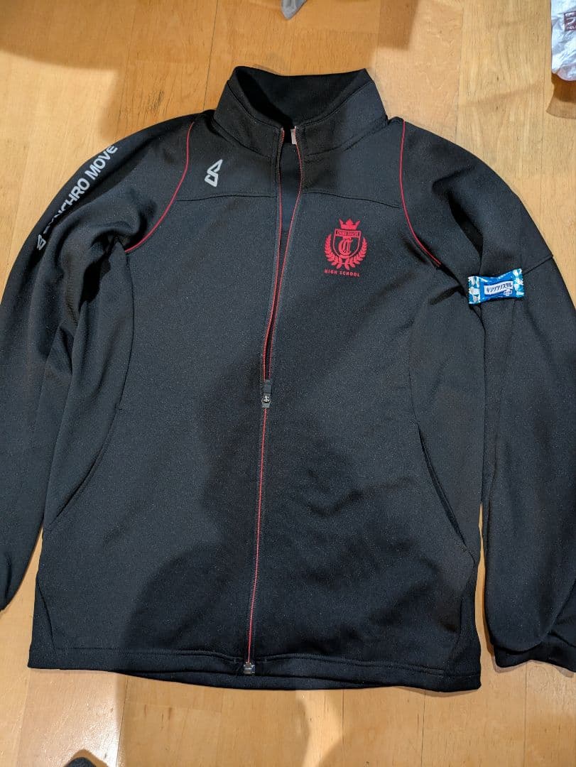 AYAKO　ジャージセット フルジップジャケットとショートパンツ