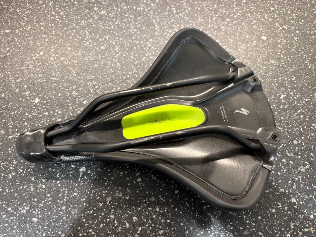 スペシャライズド　mimic サドル　168mm