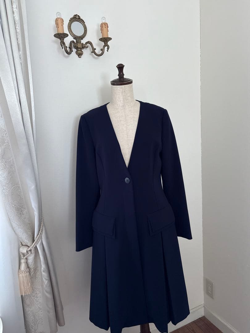 美品　フォクシーコレクション　ワンピースコートフロントプリーツ　紺色　40