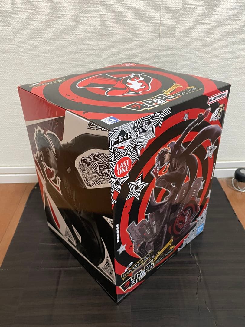 一番くじ ペルソナ5ザ・ロイヤル ラストワン フィギュア　※主人公 アクスタ付き