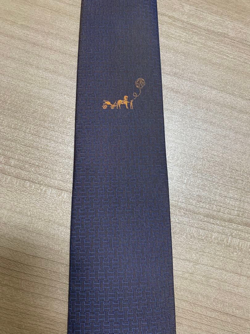 エルメス　ネクタイ　刺繍　馬