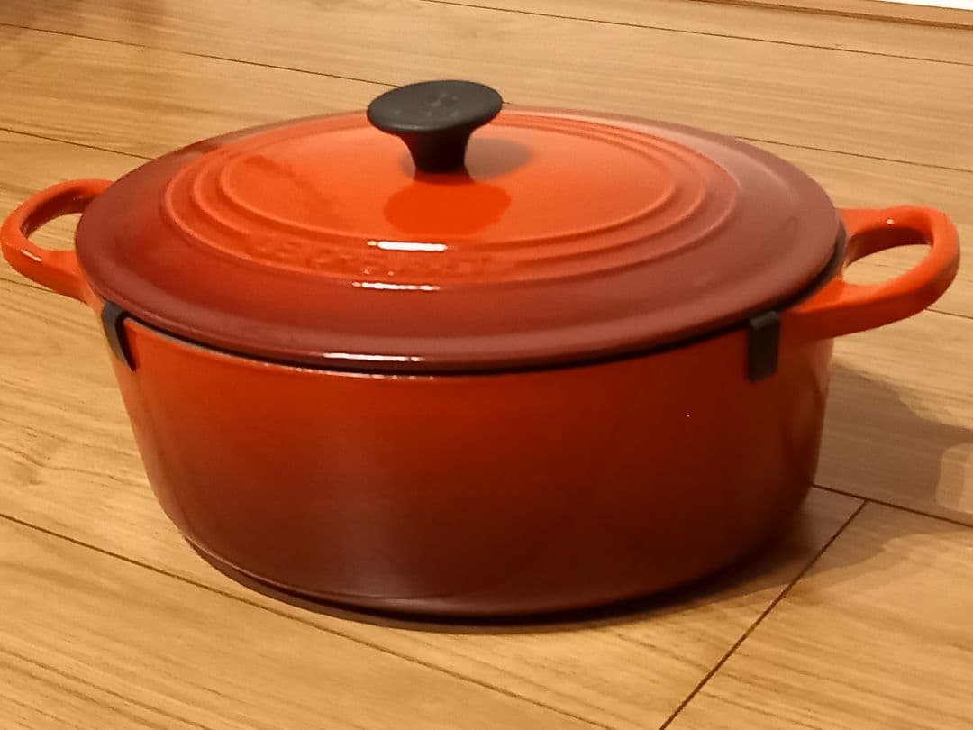 新品　ルクルーゼ　ココットオーバル 25cm