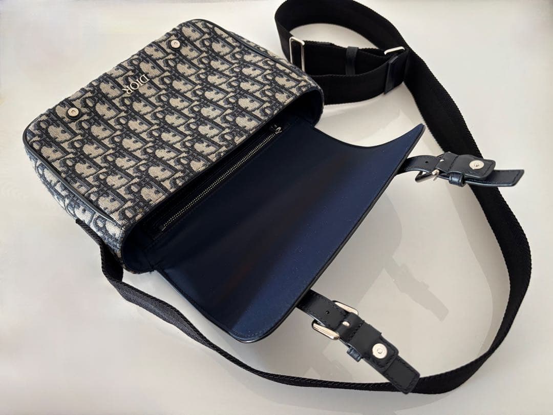 Dior（Baby Dior）キッズメッセンジャーバッグ