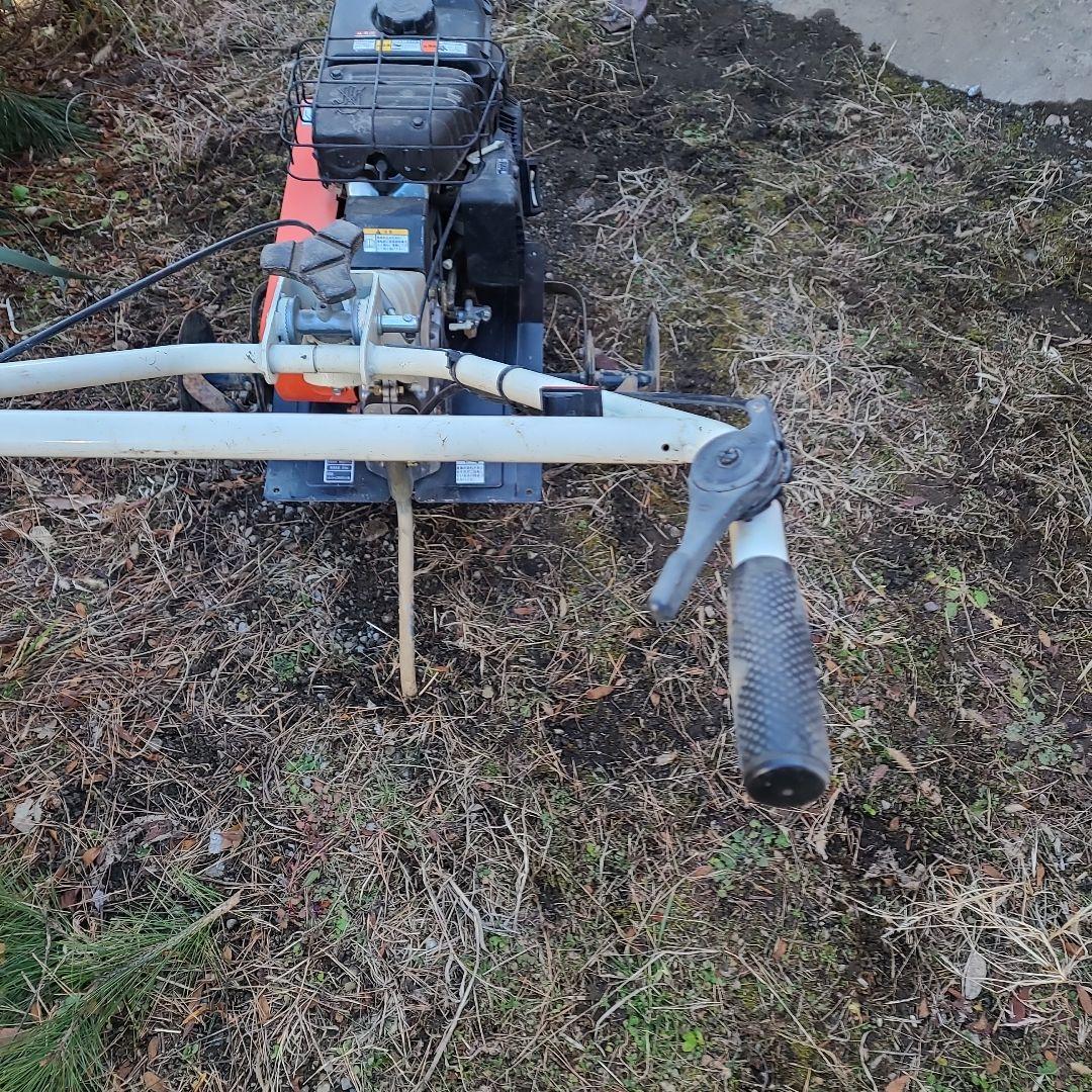 コンパクト耕運機 ガソリンエンジン搭載