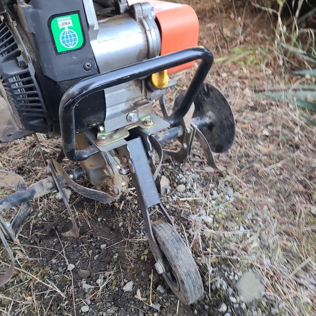 コンパクト耕運機 ガソリンエンジン搭載