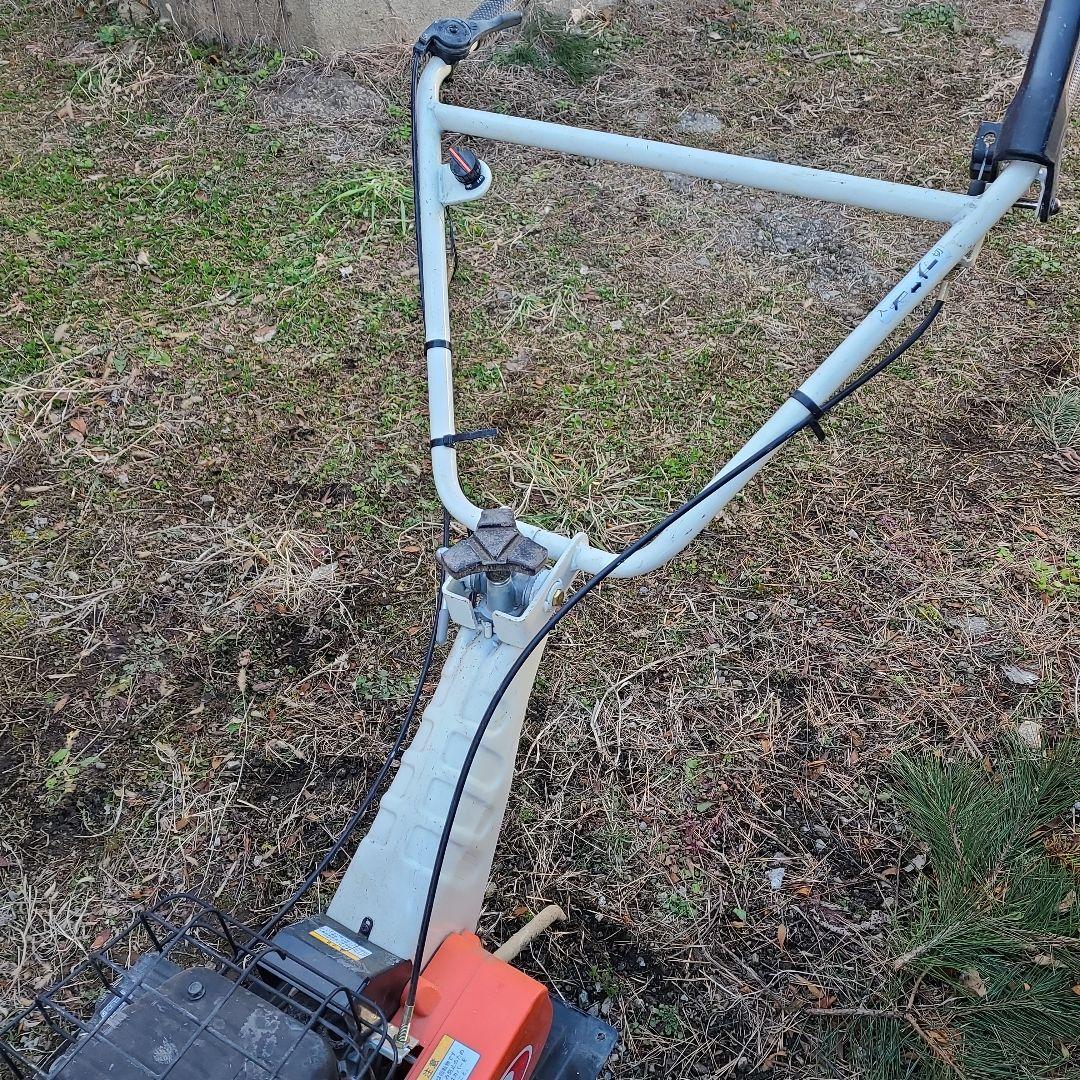 コンパクト耕運機 ガソリンエンジン搭載