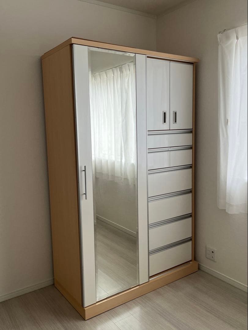 ミラー付き ワードローブ 収納タンス