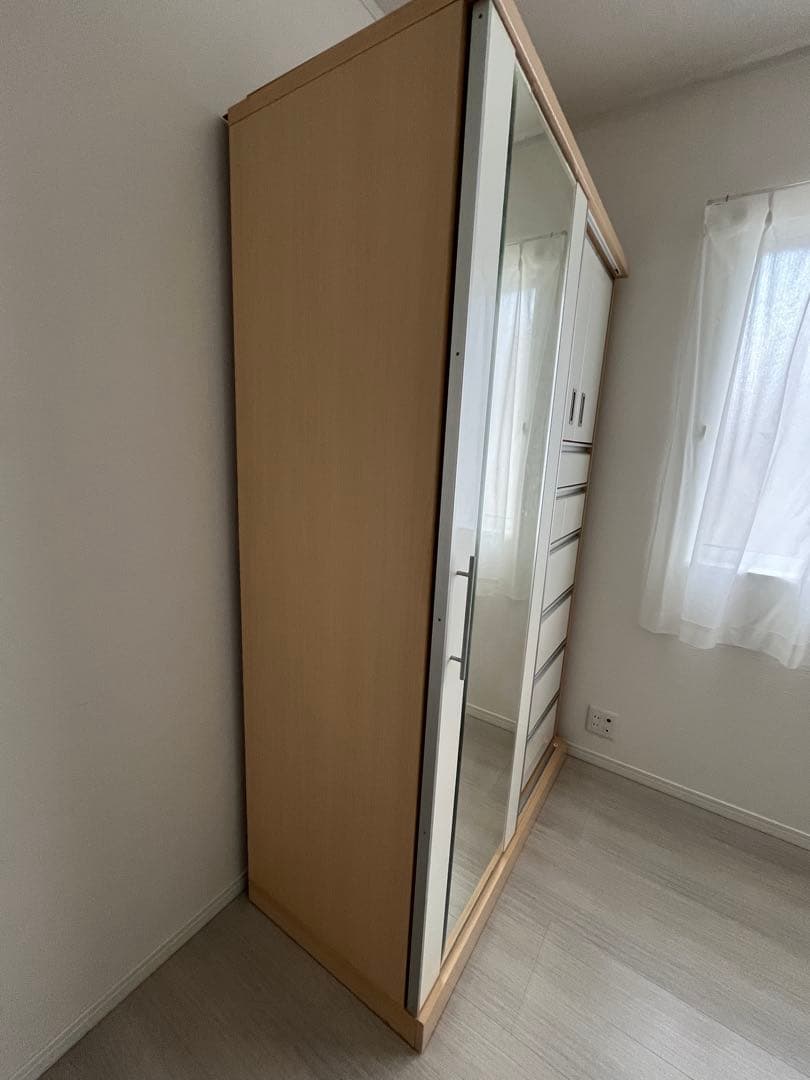ミラー付き ワードローブ 収納タンス