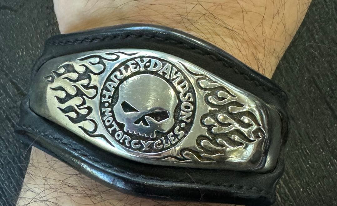 HARLEY DAVIDSON スカルバングル　レザーカバー