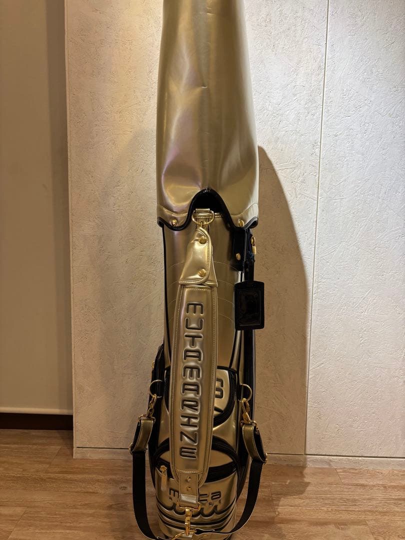 ムータマリン　シャンパンゴールドキャディーバック