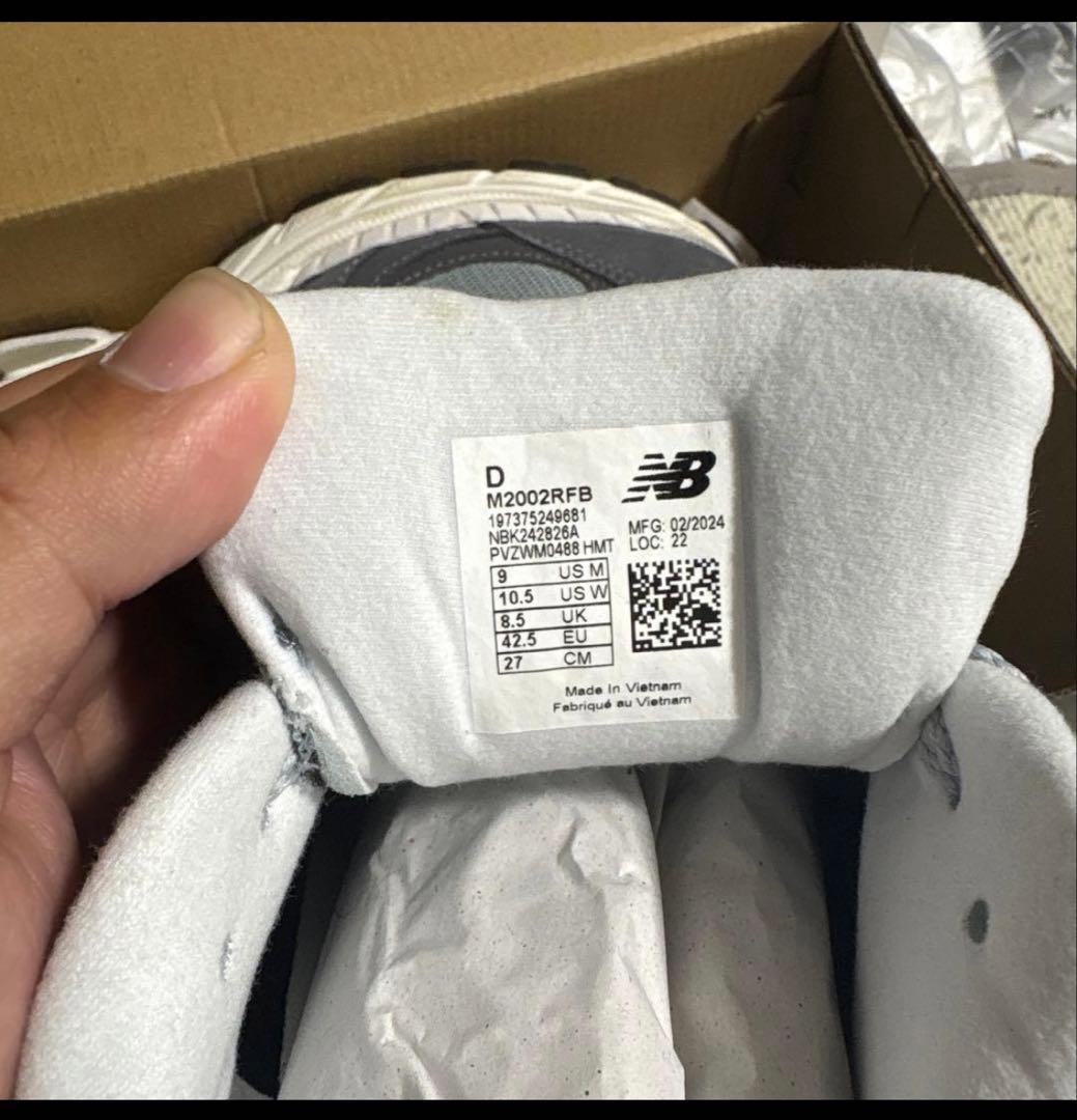 New Balance M2002RFB グレー 9D